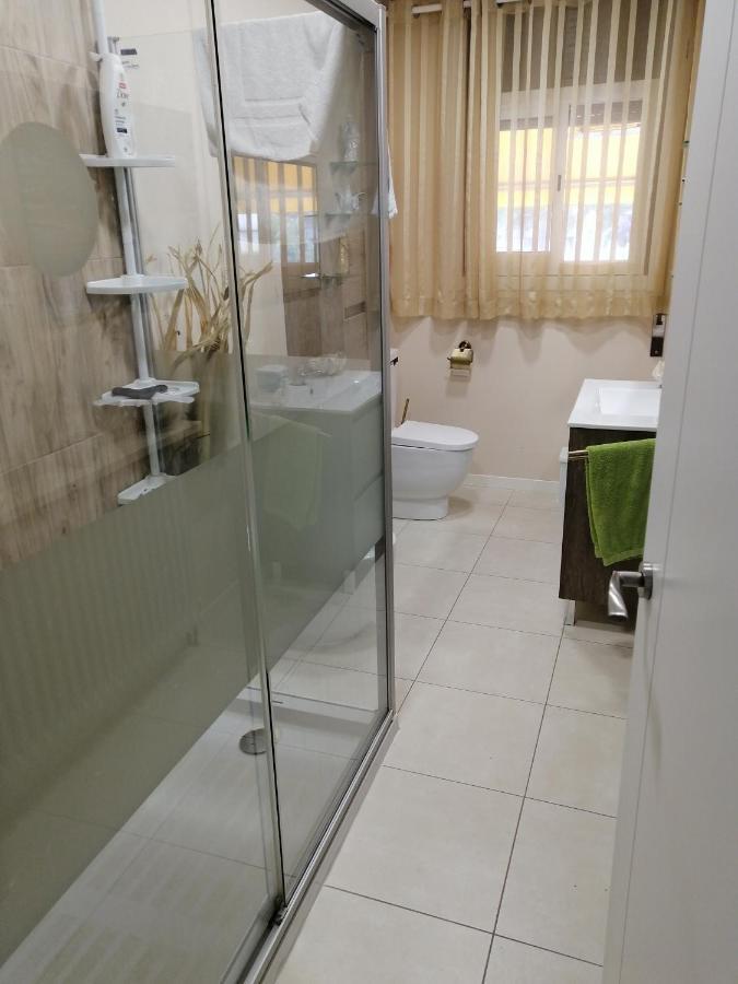 Habitacion Individual En Tarregaアパートメント エクステリア 写真