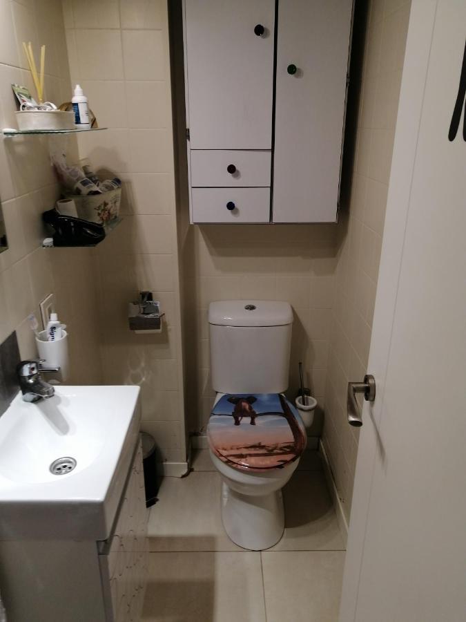 Habitacion Individual En Tarregaアパートメント エクステリア 写真